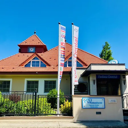 לינה וארוחת בוקר Fedasz Dental Szallashely