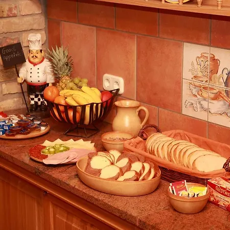 Bed & Breakfast Fedasz Dental Szallashely Pilisvorosvar