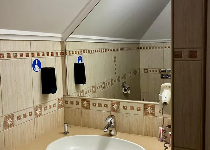 Fedasz Dental Szallashely 3* Pilisvörösvár